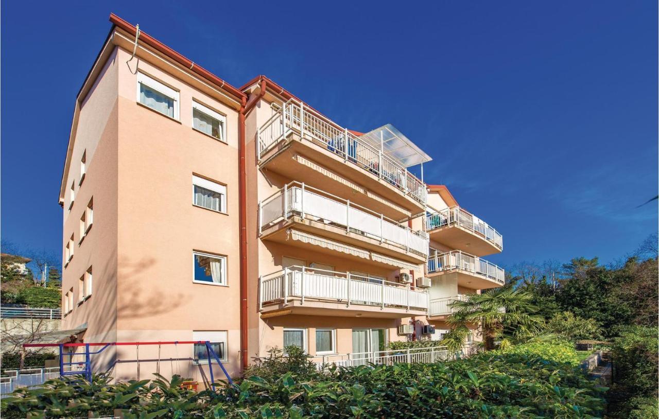 1 Bedroom Amazing Apartment In Риека Экстерьер фото