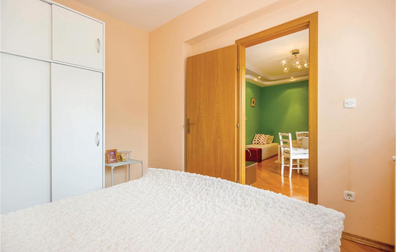 1 Bedroom Amazing Apartment In Риека Экстерьер фото